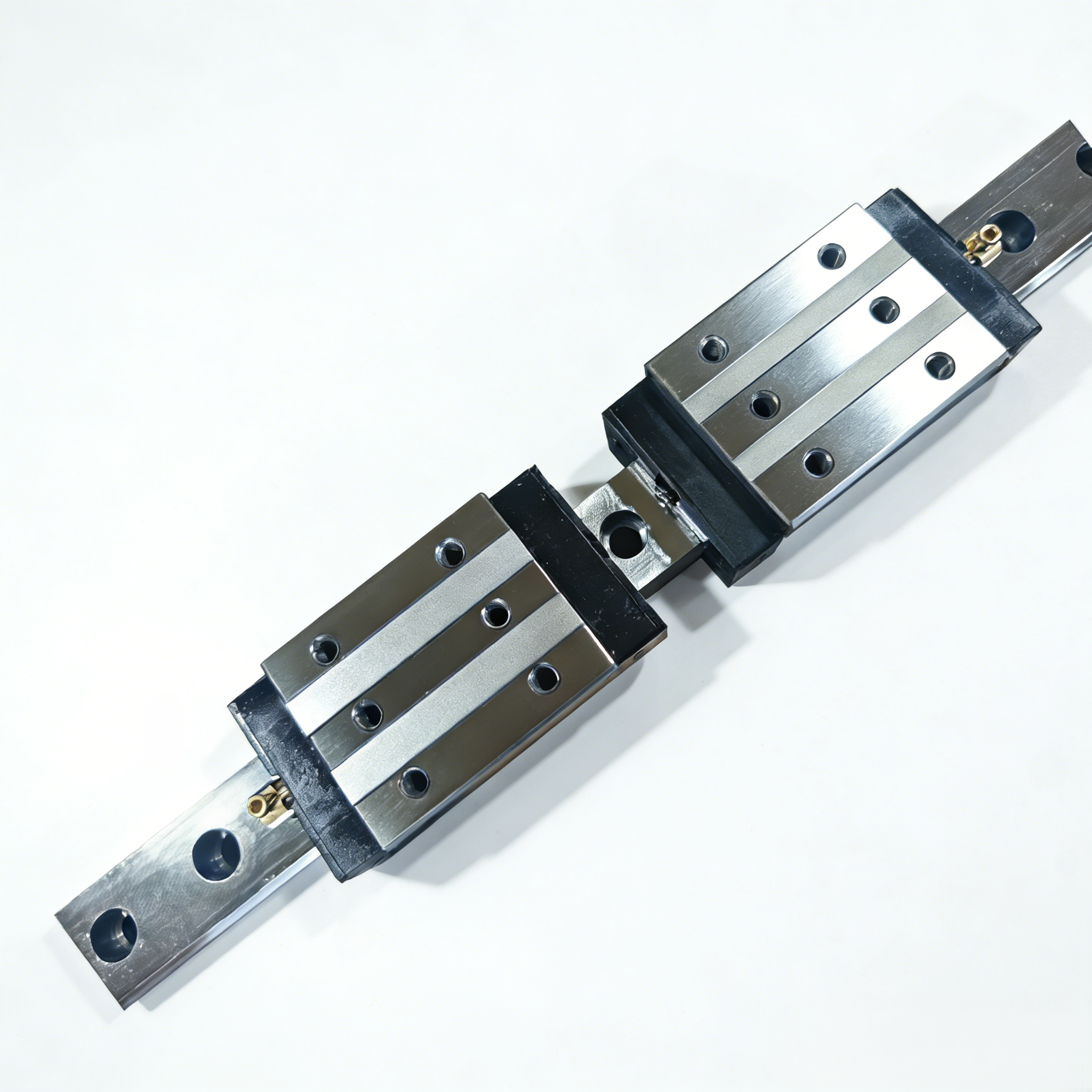 Nanjing Gongyi GZB Heavy-Duty Roller Guideways: Empowering Global High-End Bearing Manufacturing
